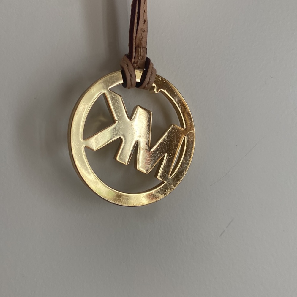 MICHAEL KORS Duffle Bag Pendant with Leather Strap - Picture 3 of 3
